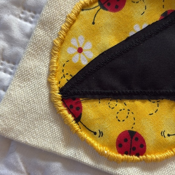 -Hand crafted Lady bug Embroidered pouch - Picture 5 of 5